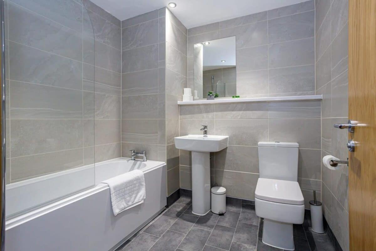 Charming Studio Apartment In Central Liverpool Bagian luar foto