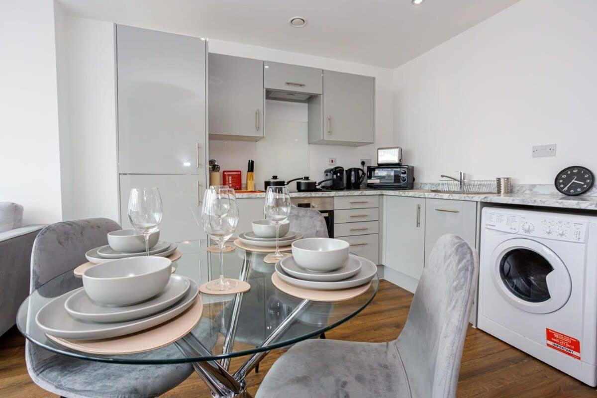 Charming Studio Apartment In Central Liverpool Bagian luar foto